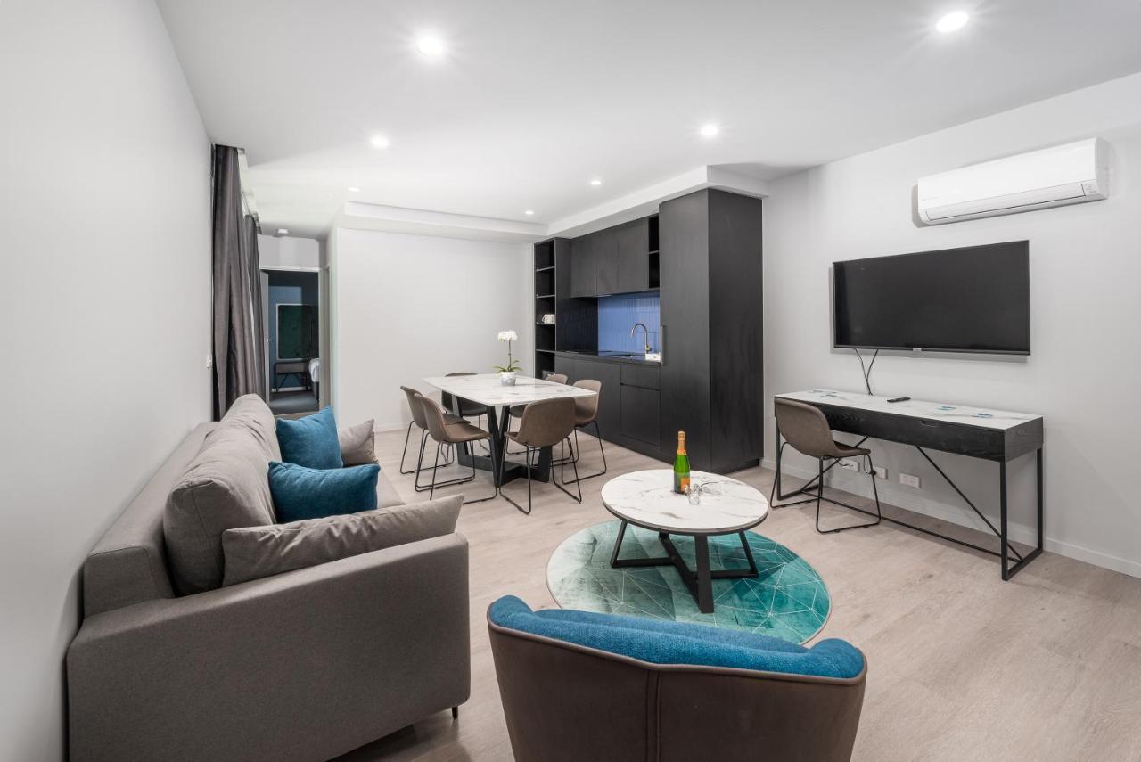 Oros Hotel And Apartments Oakleigh Exterior photo